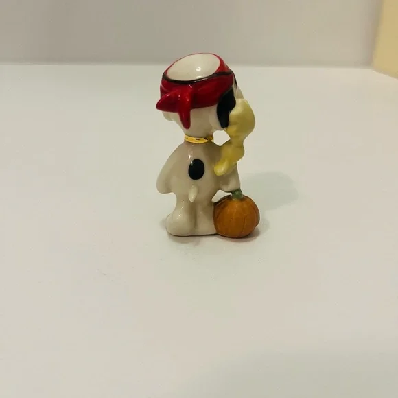 Lenox Peanuts Gang Tricks and Treats Set of 5 Halloween Fine China Figures VTG